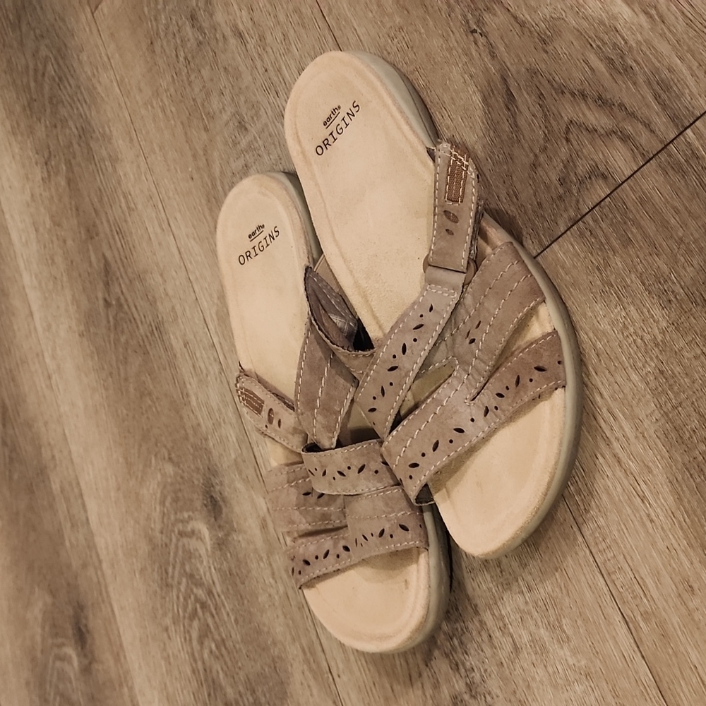 Earth Origins savoy Shantel suede womans slide sandal size 9.5 good shape - Picture 3 of 7